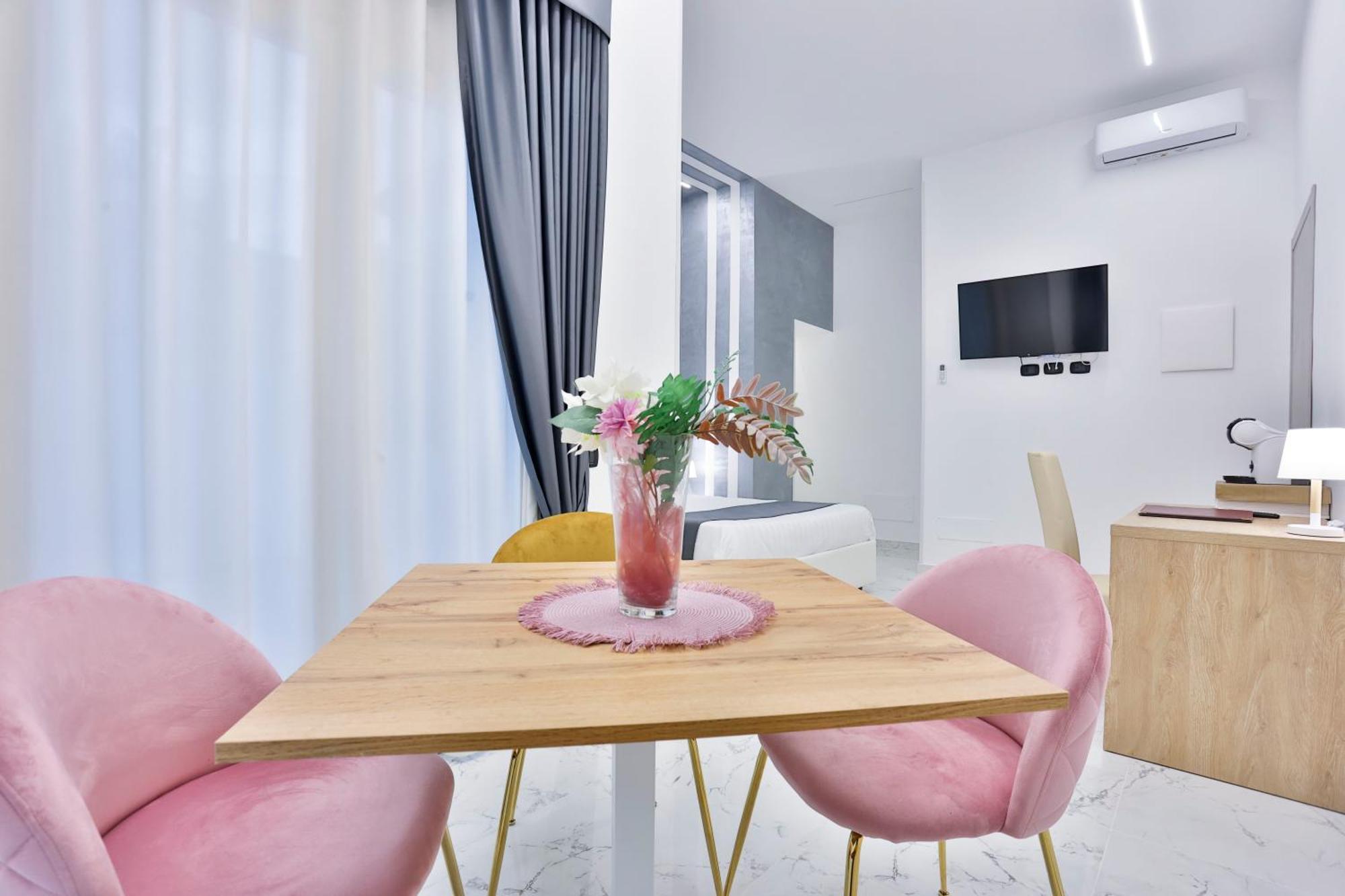 Hotiday Room Collection - Napoli Sant'Arcangelo Экстерьер фото