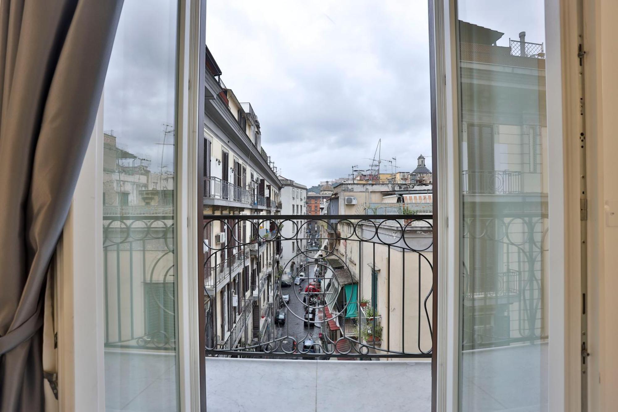 Hotiday Room Collection - Napoli Sant'Arcangelo Экстерьер фото